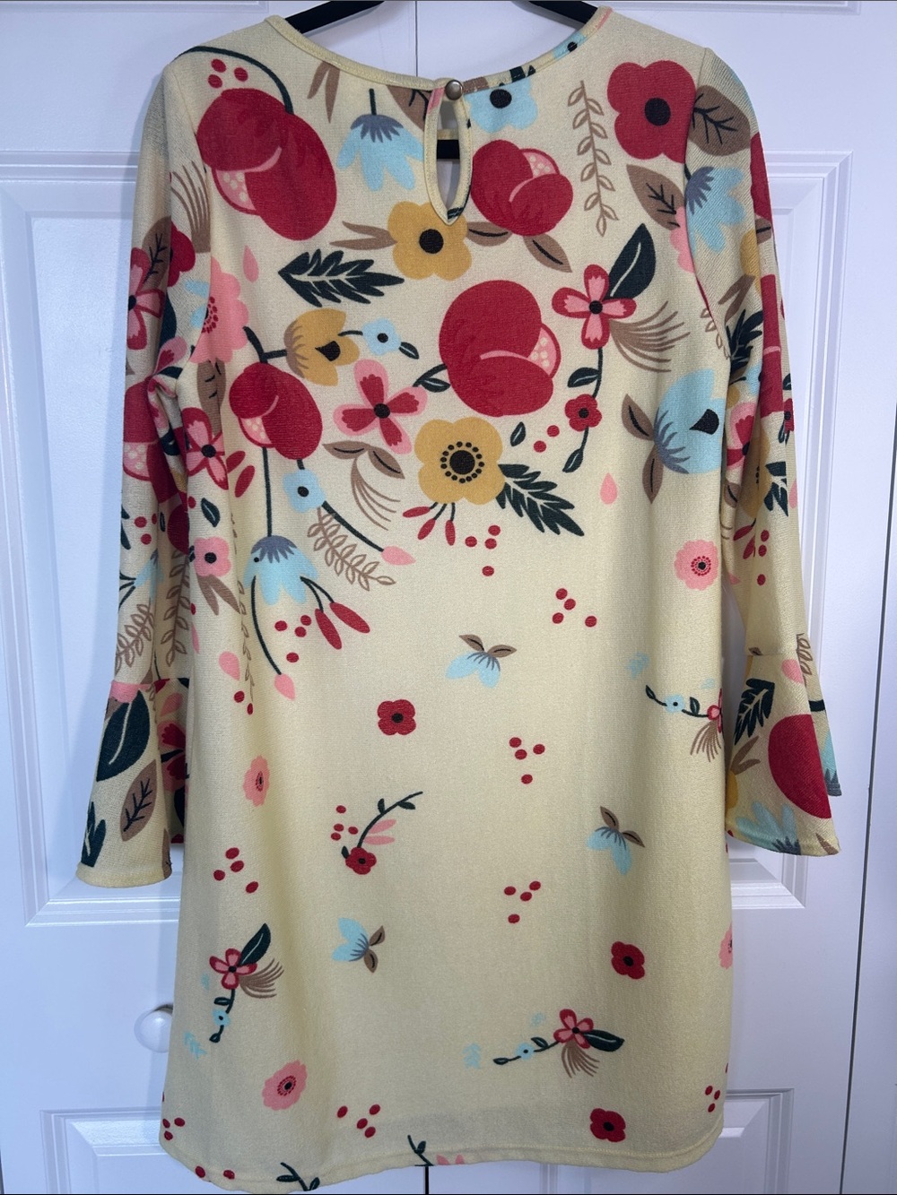 Ces Femme Yellow Floral Bell-Sleeve Tunic Dress - Picture 5 of 7